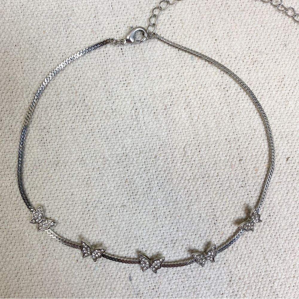 Cz butterfly choker necklace - Picture 4 of 6